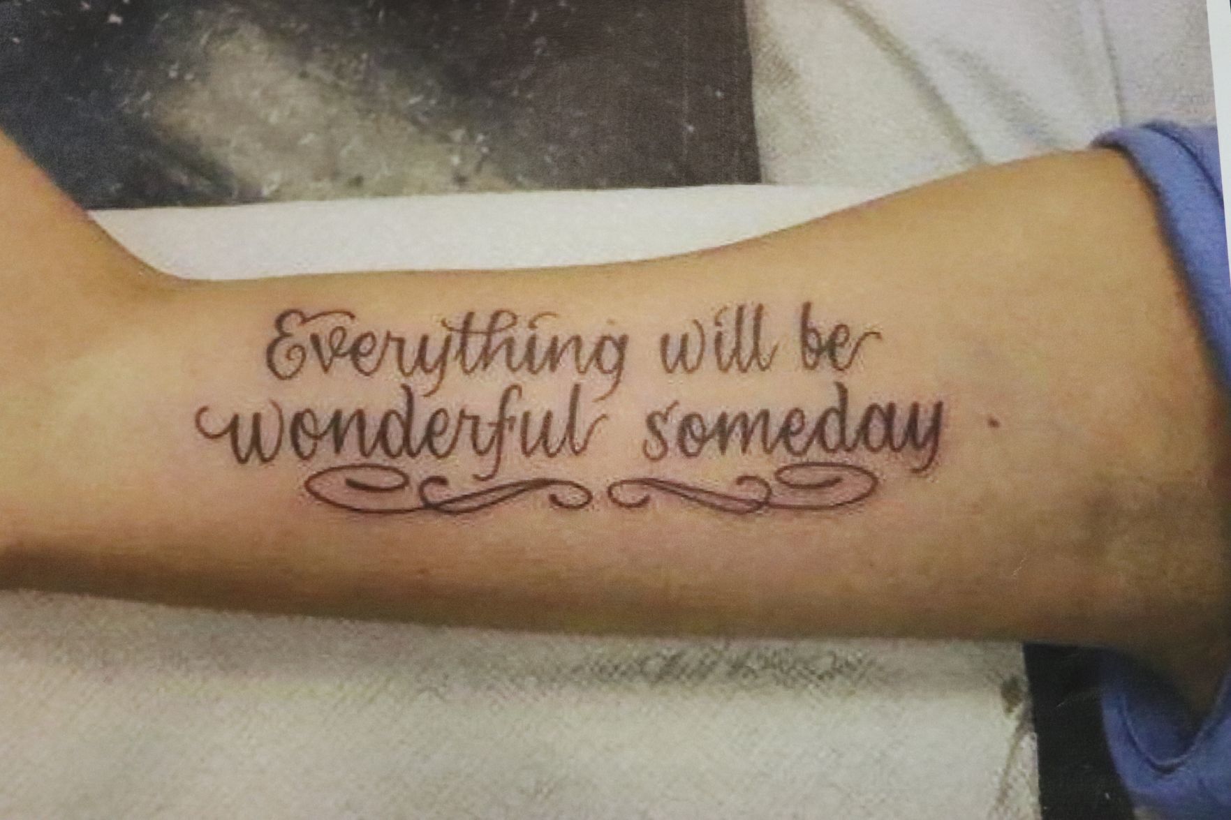 Sydney Loofe displays tattoo